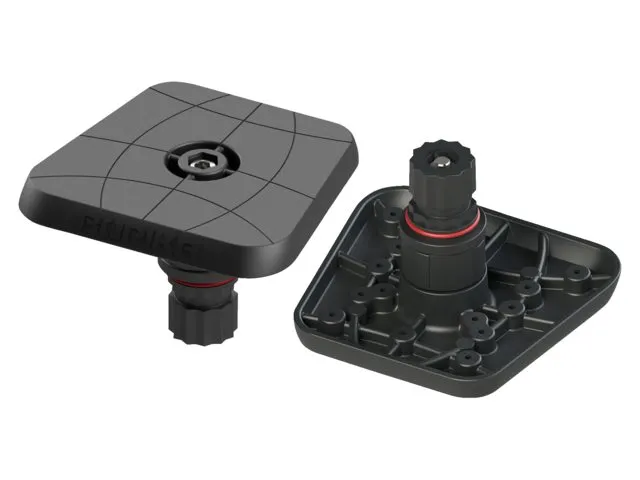 Držáky sonarů a displejů