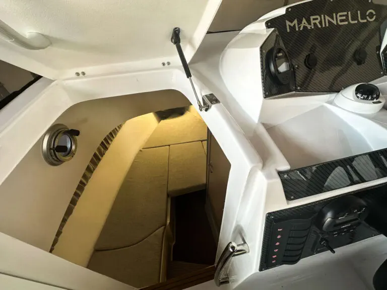 MARINELLO 590 Cabin