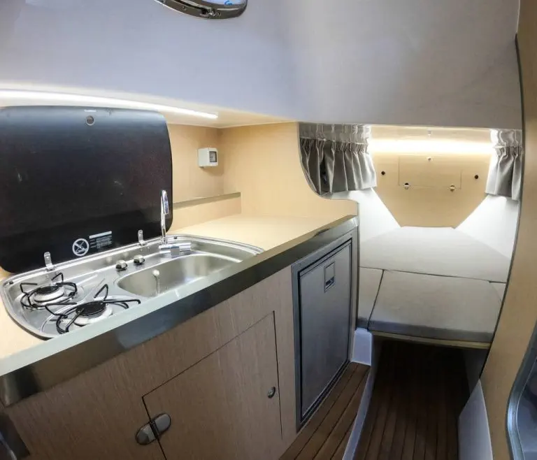 MARINELLO 26 CABIN