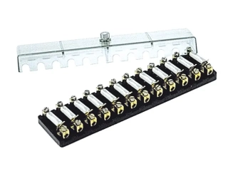 Pojistková skříňka 4X8AMP