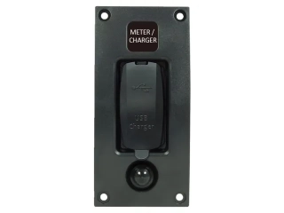 Ovládací panel Zakřivený přídavný dvojitý USB přepínač velikosti 3,4A