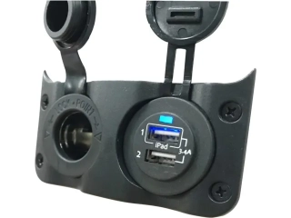Doplněk rozvaděče s 12V zásuvkou a dvojitým USB